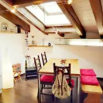 Rooftop Loft *